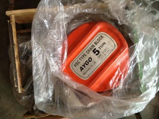 ขายรอกโซ่ ขนาด 5 ตัน(ของใหม่) 4,000.00 โทร 081-8193515