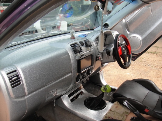 ขาย อีซูซุ  ดีแม็กซ์  ปี 05  เครื่อง 2500    สีม่วงเหลือบ  แม็กซ์ 18 ประตูปีกนก