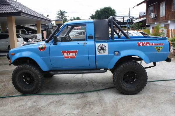 กระบะแนว ๆ 4X4 กระบะแนว ๆ 4X4
