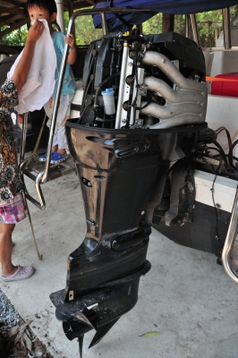 Bayliner Trophy 21 ฟุต เครื่อง 115 4 จังหวะ Bayliner Trophy 21 ฟุต เครื่อง 115 4 จังหวะ