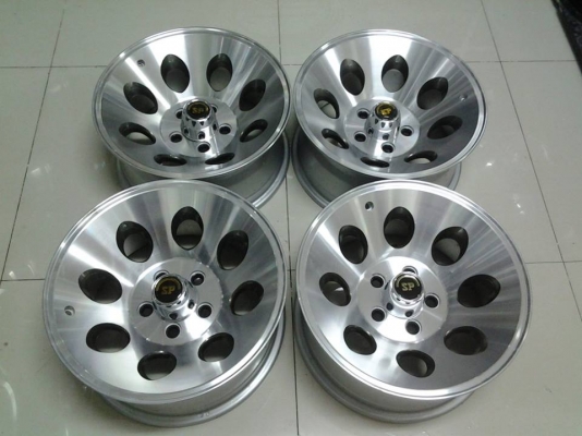 หยดน้ำใหญ่ JAPAN 15x7นิ้ว ET-10 ล้อใหม่ ราคา 8000 บาท หยดน้ำใหญ่ JAPAN 15x7นิ้ว ET-10 ล้อใหม่ ราคา 8000 บาท