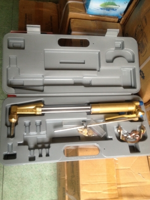 ขายชุดตัดเเก๊ส LPG - 1,000.00 (ของใหม่) อุปกรณ์ครบ หัวตัด 3 อัน วงเวียน โทร 081-8193515