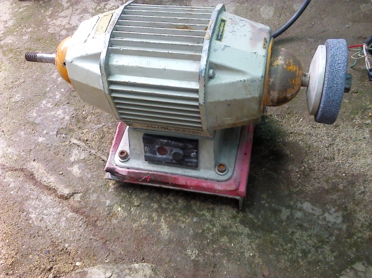 (มีVDO ให้ดู)(มี8ตัว)มอเตอร์เจียร์แกนคู่จากญี่ปุ่นแท้ขนาด 540 W. ตัวใหญ๋ ใช้ไฟ220V.บ้านเราได้เลย(ลองต่อใช้งานแทบไม่ร้อนเลยเที่ยบกับมอเตอร์เจียร์บ้านเรา5 นาทีร้อนแล้ว)