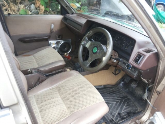 ขายด่วน Toyota dx เครื่องดี มีแอร์ ทะเบียนพร้อม ตัวถังเก่า ขาย 15,500 บาท