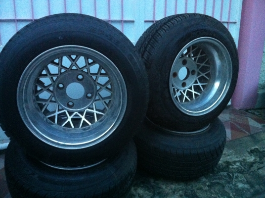 ขายล้อ 13x10นิ้ว 4/114 พร้อมยาง ขายล้อ 13x10นิ้ว 4/114 พร้อมยาง