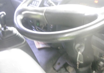 ขาย Deca Uro 2 ปี 48 หกล้อตู้สิบบานยาว 7.2 m สวยมาก โทร 088-4501277