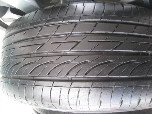 ขายล้อแม็ก Honda Accord 17"x7.5 " et55 5รู114.3 +ยางปี1712 ล้อทำสีมาใหม่ ไม่มีคด ไม่มีดุ้งครับ  สนใจติดต่อเล็กคลองสาม (081-3747940)