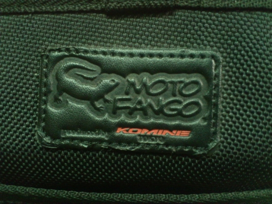 กระเป๋าแม่เหล็กติดถังน้ำมัน KOMINE 900 บาท