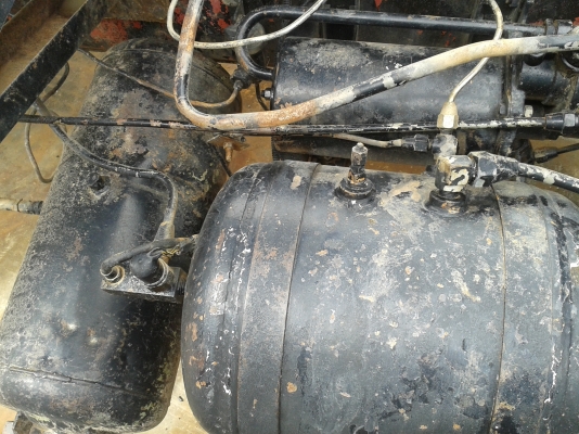 ขายถังลมทิฟฟี่ของร้อกกี้240แปลงเป้นกระเทยเเล้วมีเปาสองลุก