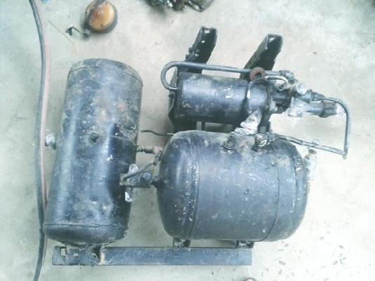 ขายถังลมทิฟฟี่ของร้อกกี้240แปลงเป้นกระเทยเเล้วมีเปาสองลุก