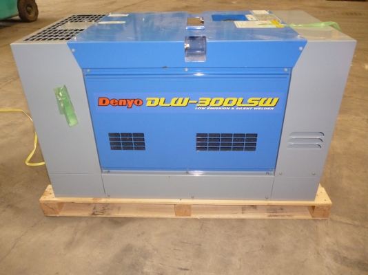 เครื่องเชื่อมมือ 1 DENYO  DLW-300LSW  พร้อมส่งสภาพใหม่ค่ะ สนใจสอบถามโทร 087-3310254 เจี๊ยบ TOS ยินดีค่ะ