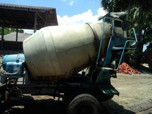 ขายรถ 6 ล้อโม่ปูน TOYOTA DAINA โม่ไฮดรอลิค 2.5 คิว ทะเบียนพร้อม ราคา 535000