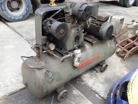 ขายปั้มลม (ถัง) 7.5 แรง 230 ลิตร HITACHI มือสองญี่ปุ่น