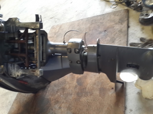 ขายเครื่องเรือ YAMAHA 25 แรง 4จังหวะ มือสองญี่ปุ่น