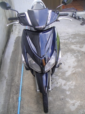 ขาย Honda Click ดำสภาพสวยๆ ผู้หญิงขี่