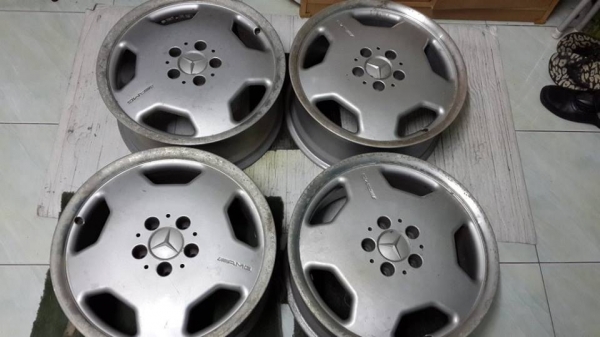 ขายล้อ AMG ขอบ17สวยๆ แท้ๆ