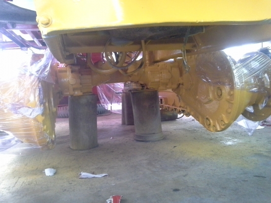 ขายแล้วครับ ไปเกี่ยวข้าวงามสุรินทร์  KM 48  12 (HT) นอก 235 แรง อุ้ม 2.5 ตัน หน้าเกี่ยว 3 เมตร รถใช้ได้เพราะทำใหม่หมดเลยครับ สนใจราคาต่อรองได้ครับ