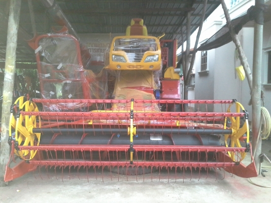 ขายแล้วครับ ไปเกี่ยวข้าวงามสุรินทร์  KM 48  12 (HT) นอก 235 แรง อุ้ม 2.5 ตัน หน้าเกี่ยว 3 เมตร รถใช้ได้เพราะทำใหม่หมดเลยครับ สนใจราคาต่อรองได้ครับ