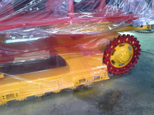 ขายแล้วครับ ไปเกี่ยวข้าวงามสุรินทร์  KM 48  12 (HT) นอก 235 แรง อุ้ม 2.5 ตัน หน้าเกี่ยว 3 เมตร รถใช้ได้เพราะทำใหม่หมดเลยครับ สนใจราคาต่อรองได้ครับ