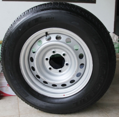 ขายยางอะไหล่ 265/65/R17+ล้อกะทะ