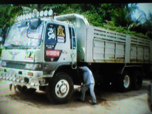 ขายรถดั้ม 2 เพลา HINO FM 3 M 240 แรง เครื่องดีคัสซีสวยเครื่องเดิมเกียร์เดิมยางดีทะเบียนเต็ม