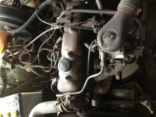 TOYOTA HILUX RN20 เบนซิล สภาพดีสุดๆ เครื่องแห้งแรงดีเดิมๆ ภายในคอนโซลสวยครบ ระบบไฟครบพร้อม ขับง่ายสตาร์ทง่ายคล่องตัว กระบะ 4 ขอสภาพดีมีผุบ้างเล็กน้อย ช่วงล่างแน่นดียางสภาพดี 60\% พร้อมใช้งาน เอกสารทะเบียนครบพร้อม ราคาต่อรองได้ครับ