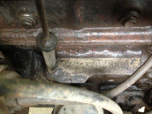 TOYOTA HILUX RN20 เบนซิล สภาพดีสุดๆ เครื่องแห้งแรงดีเดิมๆ ภายในคอนโซลสวยครบ ระบบไฟครบพร้อม ขับง่ายสตาร์ทง่ายคล่องตัว กระบะ 4 ขอสภาพดีมีผุบ้างเล็กน้อย ช่วงล่างแน่นดียางสภาพดี 60\% พร้อมใช้งาน เอกสารทะเบียนครบพร้อม ราคาต่อรองได้ครับ