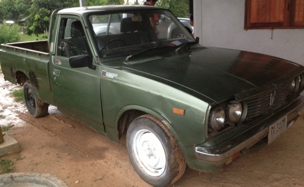 TOYOTA HILUX RN20 เบนซิล สภาพดีสุดๆ เครื่องแห้งแรงดีเดิมๆ ภายในคอนโซลสวยครบ ระบบไฟครบพร้อม ขับง่ายสตาร์ทง่ายคล่องตัว กระบะ 4 ขอสภาพดีมีผุบ้างเล็กน้อย ช่วงล่างแน่นดียางสภาพดี 60\% พร้อมใช้งาน เอกสารทะเบียนครบพร้อม ราคาต่อรองได้ครับ