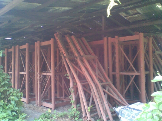 ขาลิฟท์ 84 ตัว