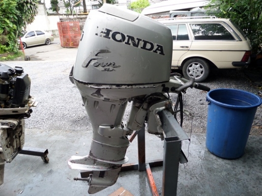 เครื่องเรือ HONDA 30 แรง 4 จังหวะสตาร์ทไฟฟ้า