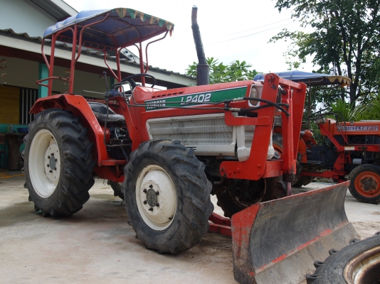 ขายรถไถ Kubota L2402 DT-M 4x4 ใบดันหน้า ขายรถไถ Kubota L2402 DT-M 4x4 ใบดันหน้า