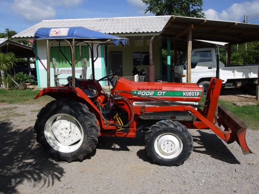 ขาย KUBOTA L2002 DT 2เพลา สภาพพร้อมใช้งานครับ ขาย KUBOTA L2002 DT 2เพลา สภาพพร้อมใช้งานครับ