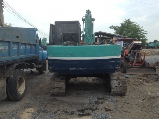 ขาย KOBELCO MRAK 2 รถใช้งานอยู่ เครื่องดีไม่มีหลวม ลอลเลอร์ใหม่ มีเอกสารใบอินวอย ราคาต่อรองได้