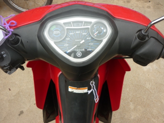 ยามาฮ่าสปาค สีแดงสดใส 13500 บาท ยามาฮ่าสปาค สีแดงสดใส 13500 บาท