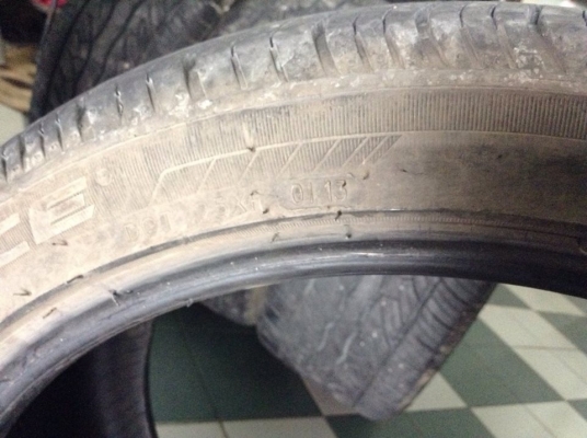 ขายยาง18 1ชุด 7900  235/4018...265/35/18 ปี13