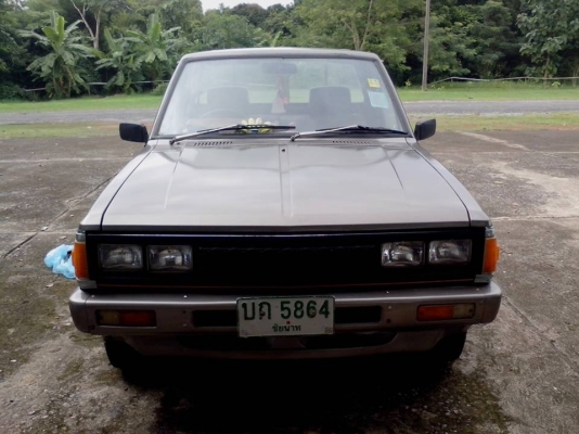ขาย Datsun 720 ดีเซล พร้อมใช้คราบ