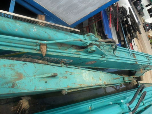 Kobelco SK200 LongBoom ขายไปสุราษฎธานีแล้ว Kobelco SK200 LongBoom ขายไปสุราษฎธานีแล้ว