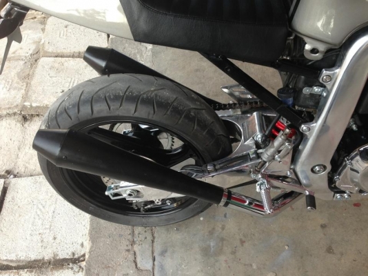 ขาย GSX R7 400 CC. มีทะเบียนแท้