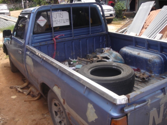 ขอขาย Datsun 4 ขอ