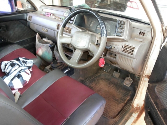 ISUZU TFR มังกรทอง SPARK EX 2.5 MT ปี 33 รถสวยสภาพดีเดิมๆพร้อมใช้งาน สีสันบางๆทั้งคัน เครื่องยนต์ 87 HP เครื่องแห้งแรงดี ภายในเก๋งคอนโซลสวยครบ แอร์เย็น พ.เพาเวอร์ ช่วงล่างคัชซีมีผุมีดาม ยางสภาพดี 70\% พร้อมใช้งาน เอกสารทะเบียนครบพร้อมโอน ราคาต่อรองได้ครับ