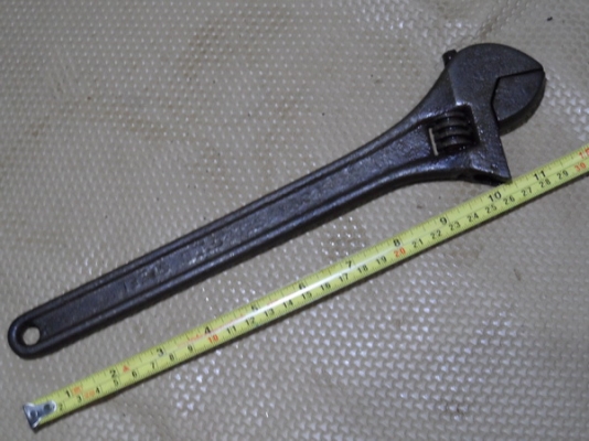 ลดต่ำกว่าทุนไปเลยครับน้าประแจเลื่อนELORA ขนาด 12 นิ้ว