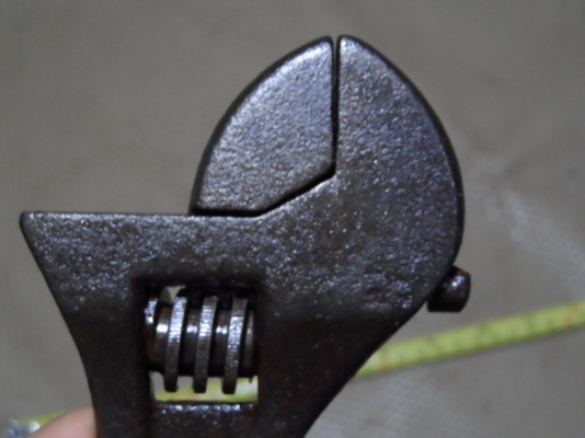 ลดต่ำกว่าทุนไปเลยครับน้าประแจเลื่อนELORA ขนาด 12 นิ้ว