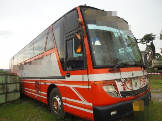 รถบัสยี่ห้อเบนซ์   ติดต่อปารวี  โทร 0839686255