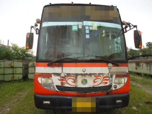 รถบัสยี่ห้อเบนซ์   ติดต่อปารวี  โทร 0839686255