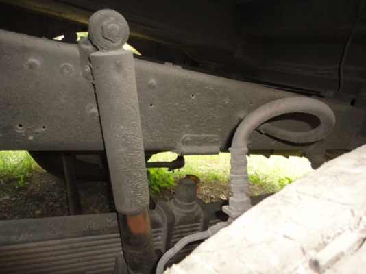 รถบัสยี่ห้อเบนซ์   ติดต่อปารวี  โทร 0839686255