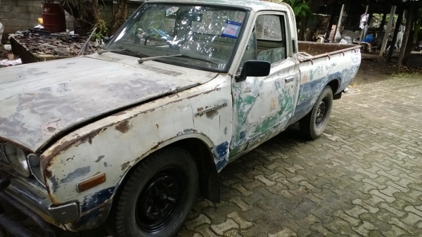 ขายช้างdatsun620 1500แห้งๆทะเบียนไม่ขาดต่อพร้อมโอน