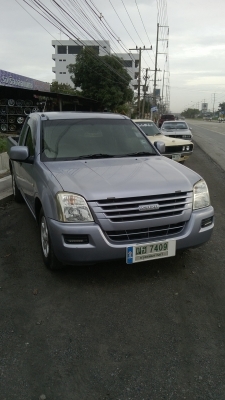 ขาย isuzu ปี05มือเดียวป้ายแดง 330000