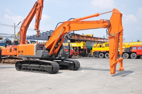 HITACHI ZX 210 LC-3 SN 204352 HITACHI ZX 210 LC-3 SN 204352