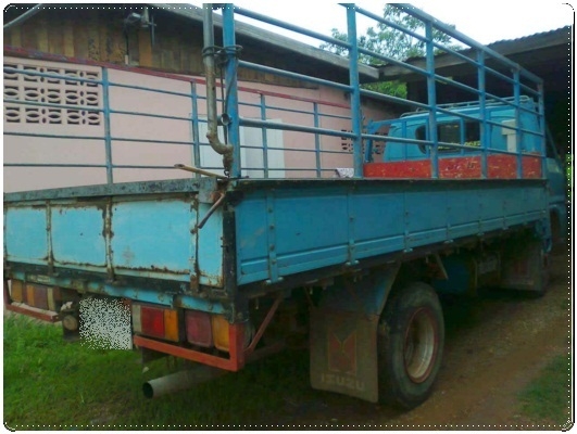 อีซูซุ 110 แรง สภาพดีพร้อมใช้งาน