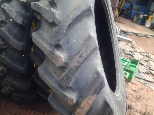 ขายยางใหม่18.4/15-42 ขายยางใหม่18.4/15-42